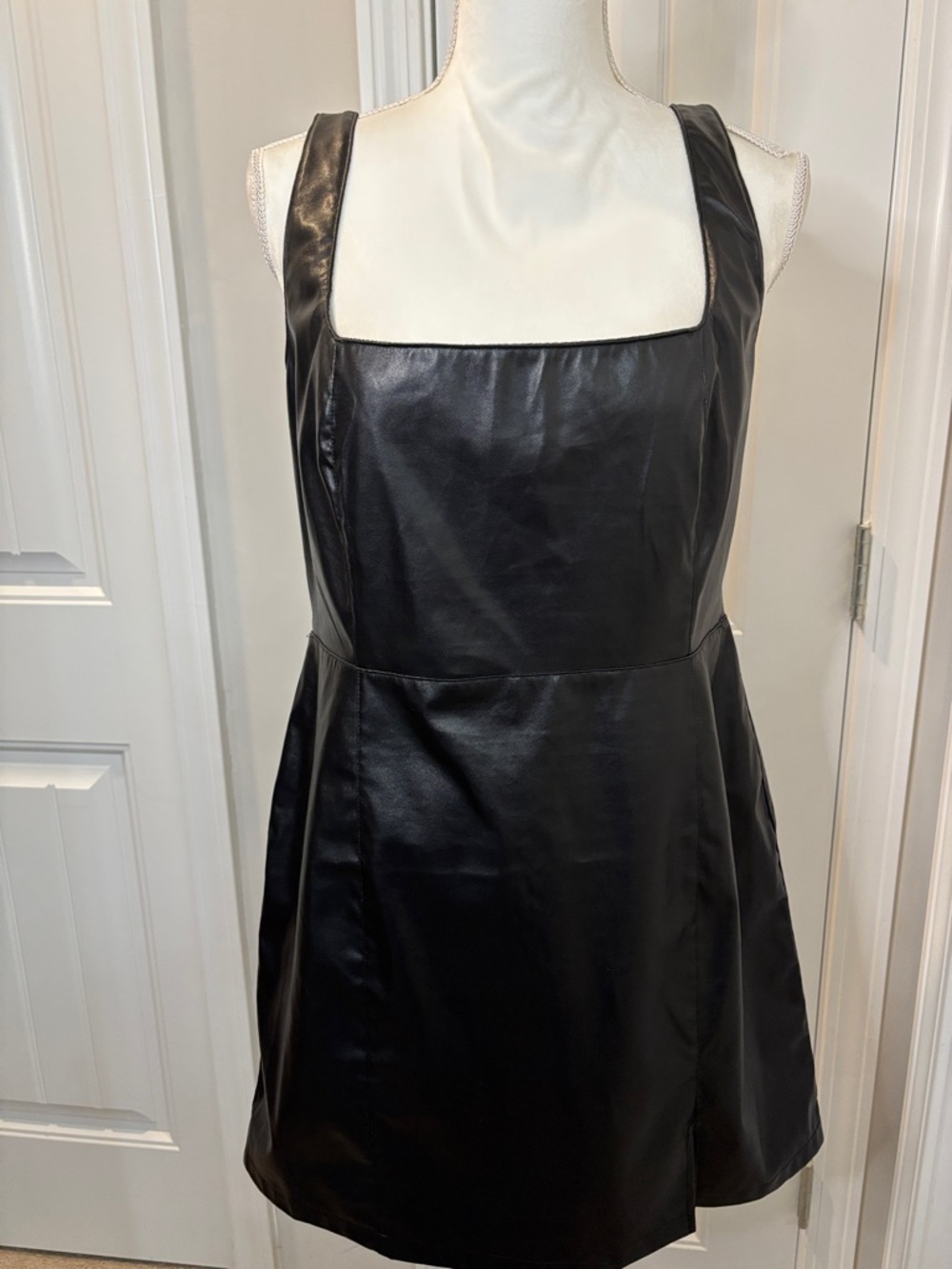 Trixxi Black Faux Leather Square-Neck Mini Dress Size Large New With Tags